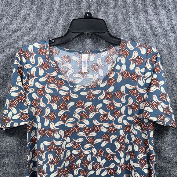 Lularoe Women's Perfect Tee Size XS Tunic Top Blue Floral High‎ Low Short Sleeve - Picture 3 of 7